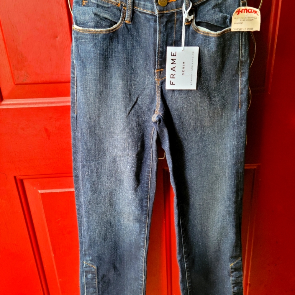 Frame NWT jeans size 23 Le High Straight inseam 25 waist 11.5 inches